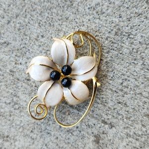 vintage flower brooch